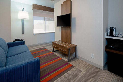 Holiday Inn Express Los Angeles LAX Airport image 4